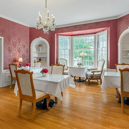 Beland Mansion-Blooming Garden Suite! Fort Smith Buitenkant foto